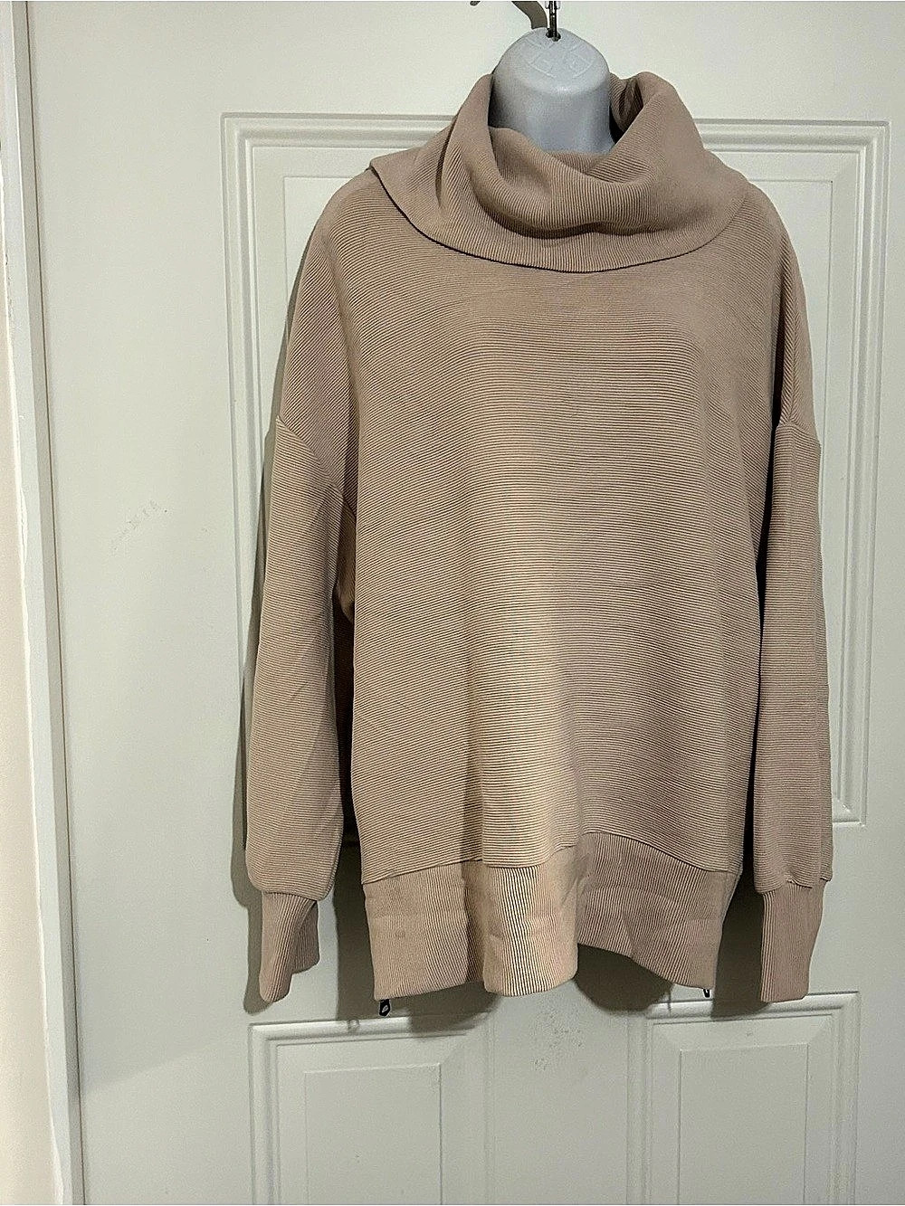 Varley Milton Cowl Neck Sweatshirt Beige Large